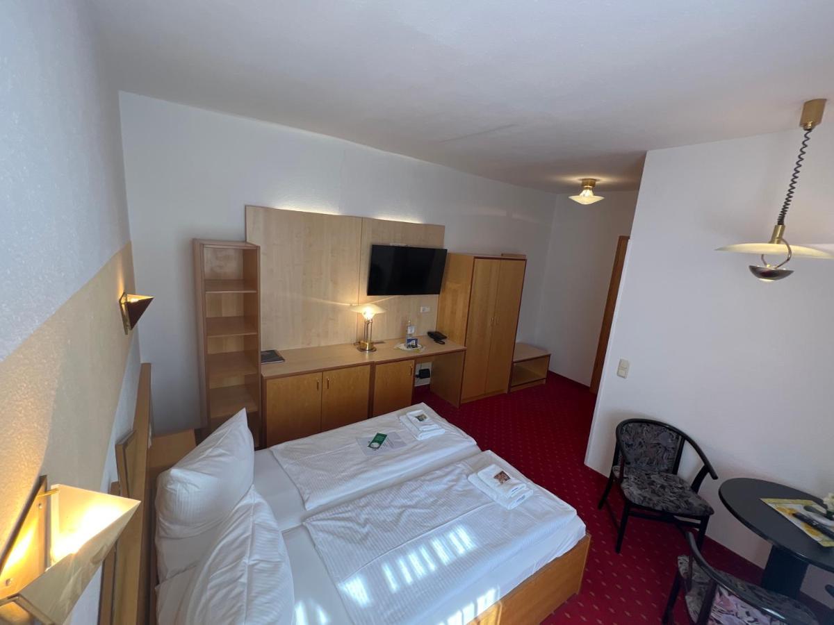 Hotel Poseidon Ostseebad Kühlungsborn Esterno foto