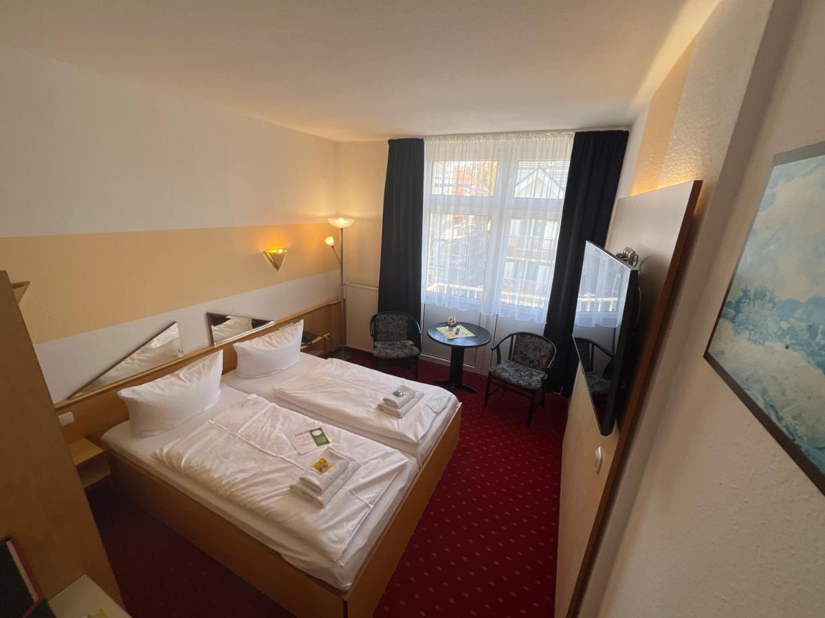 Hotel Poseidon Ostseebad Kühlungsborn Esterno foto