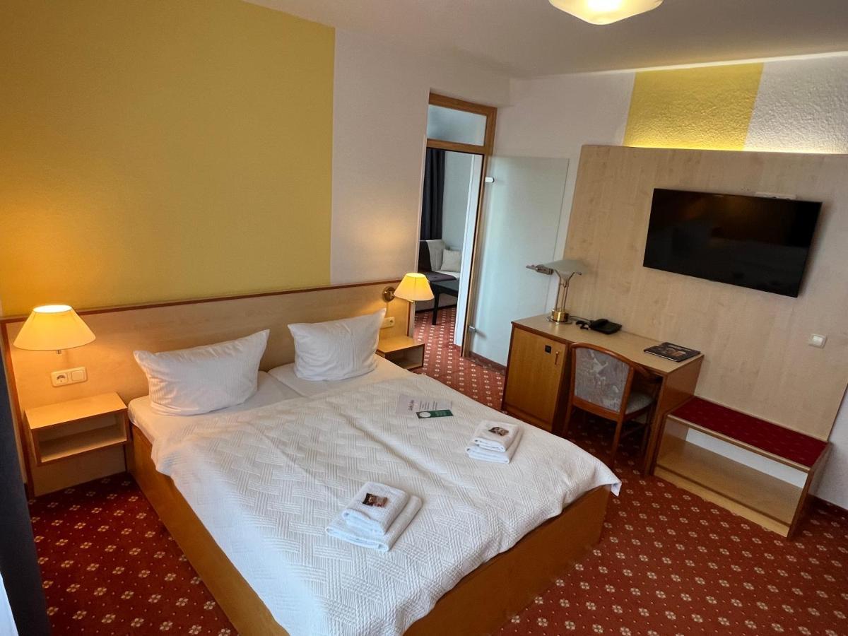 Hotel Poseidon Ostseebad Kühlungsborn Esterno foto