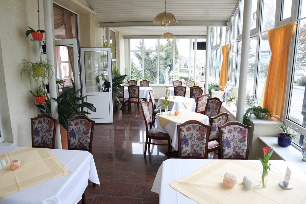 Hotel Poseidon Ostseebad Kühlungsborn Esterno foto