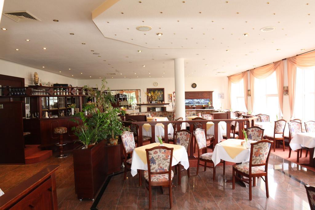 Hotel Poseidon Ostseebad Kühlungsborn Esterno foto